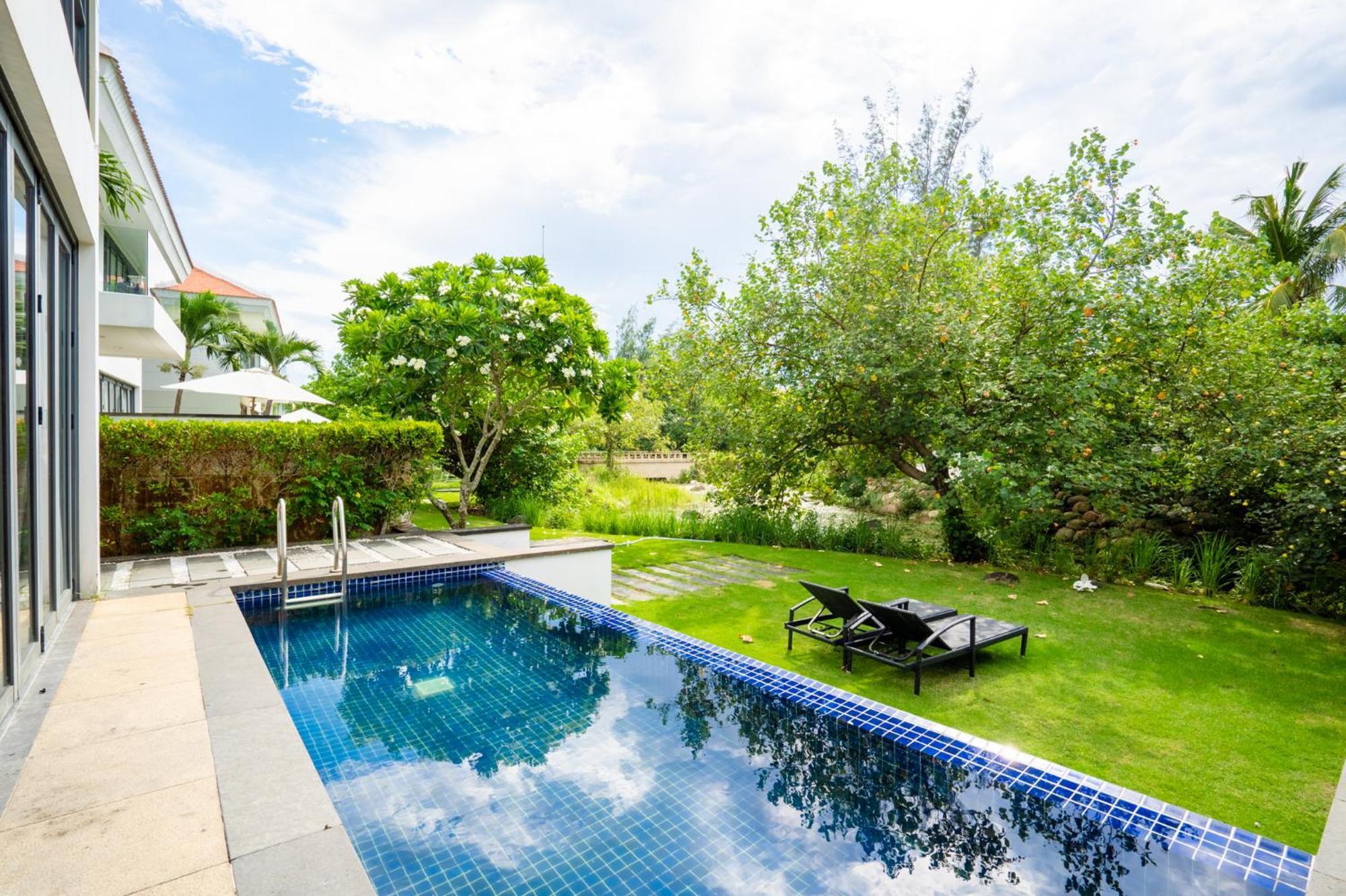 Memories Holiday Beach Villa Đà Nẵng Ngoại thất bức ảnh