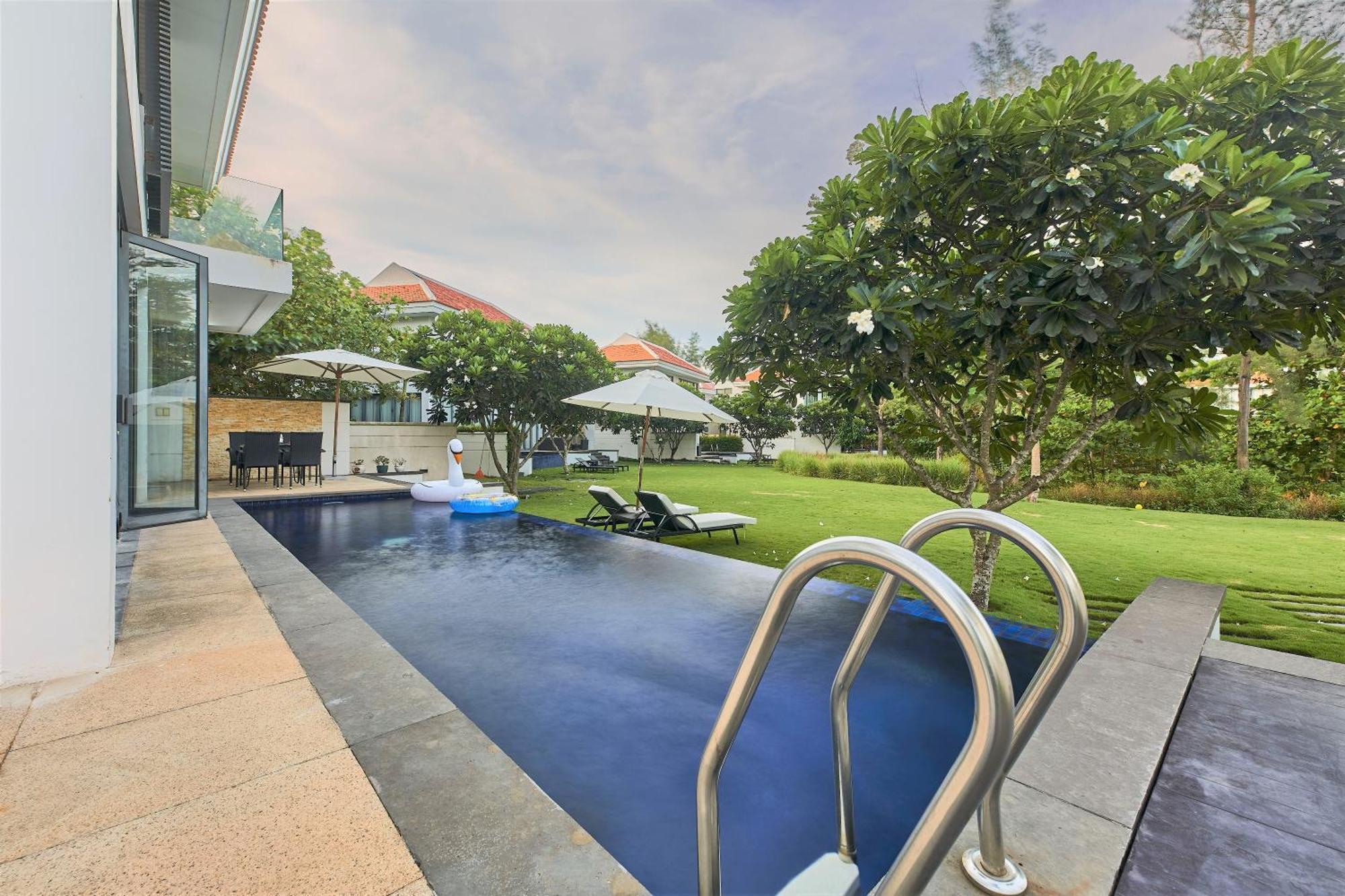 Memories Holiday Beach Villa Đà Nẵng Ngoại thất bức ảnh